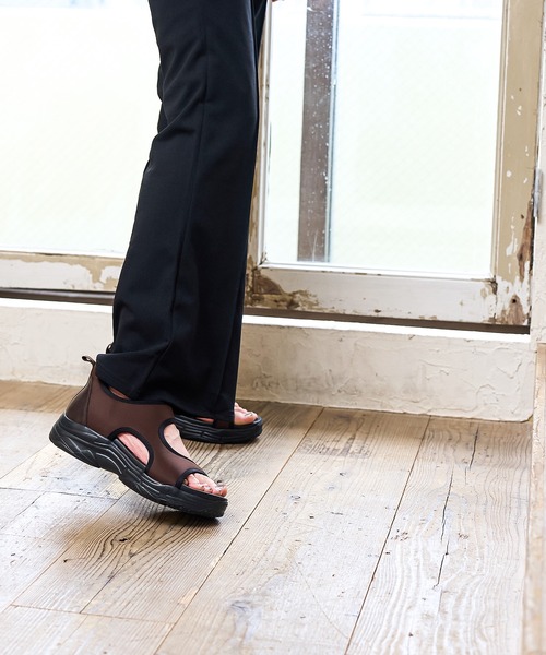 moz(モズ)の「【MOZ LAGOM】モズ ハンズフリー 軽量 5cm厚底 スポーツサンダル(サンダル・レディース・ブラック/ブラウン・LL/M/L)」の7枚目の写真