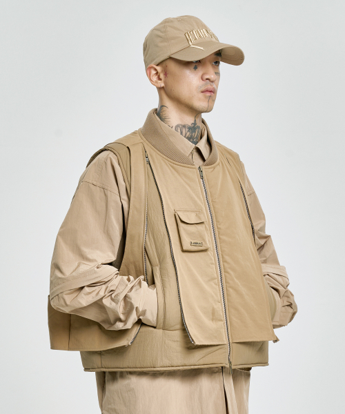 AJOBYAJO（アジョバイアジョ）の「Layered Padded Zip Up Vest [BEIGE]（ベスト・メンズ・その他・FREE）」の9枚目の写真