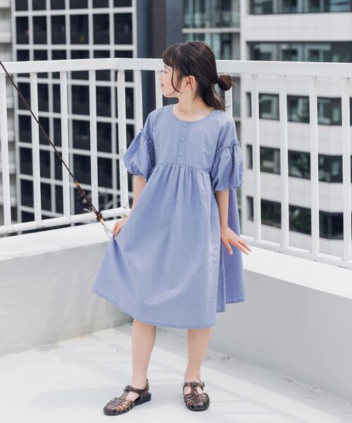 URBAN RESEARCH DOORS(アーバンリサーチドアーズ)の「サッカー2WAYワンピース(KIDS)(ワンピース・キッズ・ライトブルー/ブラック・105/135/120)」の5枚目の写真