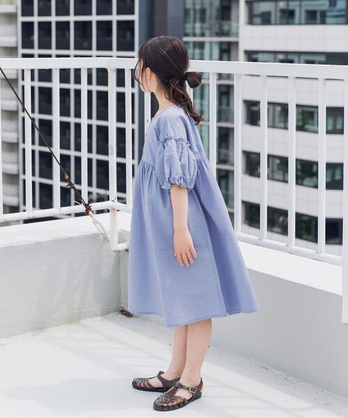URBAN RESEARCH DOORS(アーバンリサーチドアーズ)の「サッカー2WAYワンピース(KIDS)(ワンピース・キッズ・ライトブルー/ブラック・105/135/120)」の7枚目の写真
