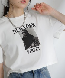 NEW YORK ロゴプリント ショート丈半袖Tシャツ