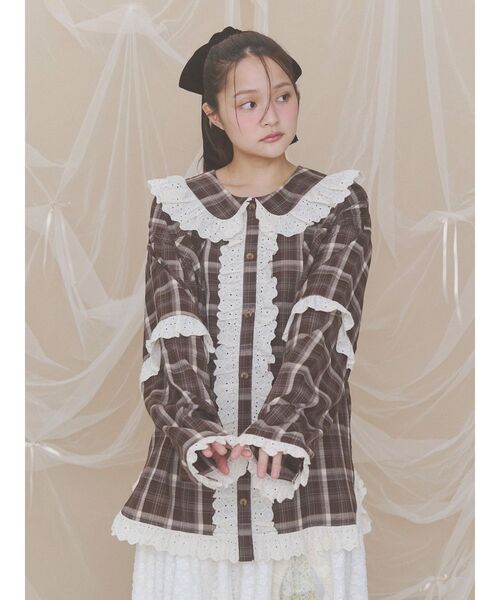 merry jenny(メリージェニー)の「チェックデコラティブレースシャツ(シャツ/ブラウス・レディース・レッド/ブラウン/ネイビー・FREE)」の8枚目の写真