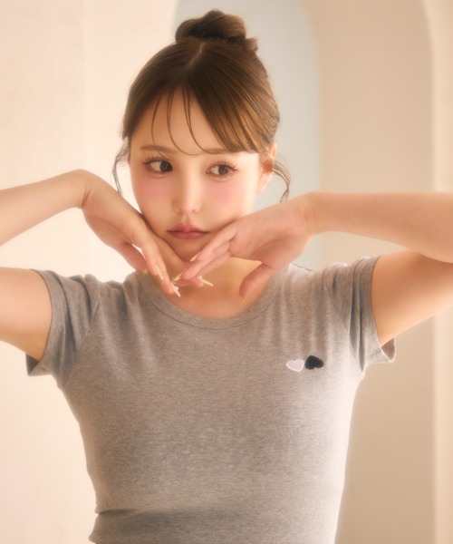 miune(ミューヌ)の「コンパクトT(Tシャツ/カットソー・レディース・グレー/ネイビー・FREE)」の14枚目の写真
