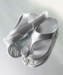 PAES（ペイズ）の「01_Flip_Flop_Metal_Line PAES_01_Flip_Flop_M_（サンダル）」