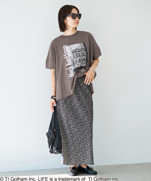 IENA（イエナ）の「《追加》LIFE PICTURE COLLECTION　PHOTO Tシャツ（Tシャツ/カットソー・レディース・ブラック系その他/ホワイト・FREE）」の3枚目の写真