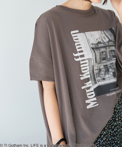 IENA（イエナ）の「《追加》LIFE PICTURE COLLECTION　PHOTO Tシャツ（Tシャツ/カットソー・レディース・ブラック系その他/ホワイト・FREE）」の10枚目の写真
