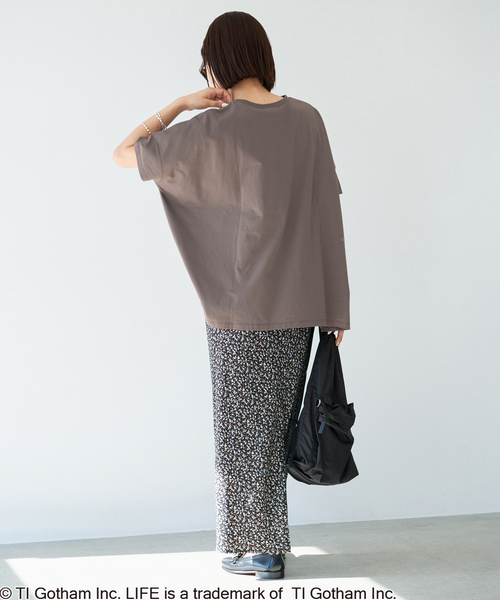 IENA（イエナ）の「《追加》LIFE PICTURE COLLECTION　PHOTO Tシャツ（Tシャツ/カットソー・レディース・ブラック系その他/ホワイト・FREE）」の14枚目の写真