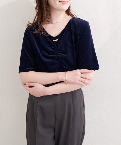 natural couture(ナチュラルクチュール)の「シアーベロアギャザーT(Tシャツ/カットソー・レディース・ブルー/オフホワイト/ブラック/グレイッシュベージュ/ブラウン/ボルドー/ピンク/ネイビー/ミント・FREE)」の13枚目の写真