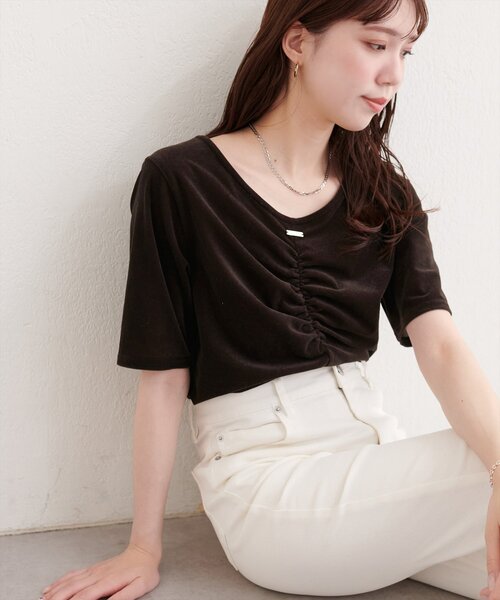 natural couture(ナチュラルクチュール)の「シアーベロアギャザーT(Tシャツ/カットソー・レディース・ブルー/オフホワイト/ブラック/グレイッシュベージュ/ブラウン/ボルドー/ピンク/ネイビー/ミント・FREE)」の20枚目の写真
