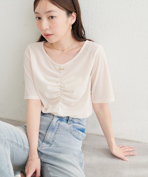 natural couture(ナチュラルクチュール)の「シアーベロアギャザーT(Tシャツ/カットソー・レディース・ブルー/オフホワイト/ブラック/グレイッシュベージュ/ブラウン/ボルドー/ピンク/ネイビー/ミント/ドット・FREE)」の21枚目の写真