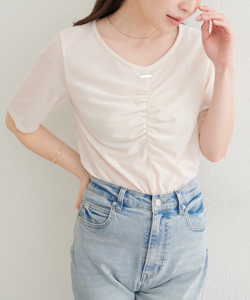 natural couture(ナチュラルクチュール)の「シアーベロアギャザーT(Tシャツ/カットソー・レディース・ブルー/オフホワイト/ブラック/グレイッシュベージュ/ブラウン/ボルドー/ピンク/ネイビー/ミント/ドット・FREE)」の19枚目の写真