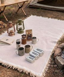 Vini（ヴィニ）の「frill picnic mat / フリルピクニックマット レジャーシート アウトドアラグマット（ラグ/マット）」