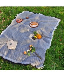 Vini（ヴィニ）の「frill picnic mat / フリルピクニックマット レジャーシート アウトドアラグマット（ラグ/マット）」