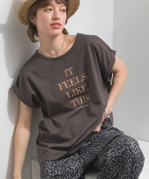 le colis(ルコリ)の「ロゴ プリント 半袖 プルオーバー(Tシャツ/カットソー・レディース・ピンク/チャコールグレー/ホワイト系その他/オフホワイト・FREE)」の3枚目の写真