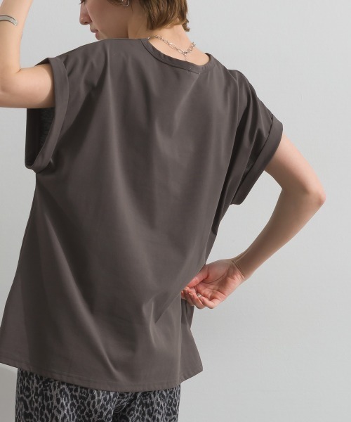 le colis(ルコリ)の「ロゴ プリント 半袖 プルオーバー(Tシャツ/カットソー・レディース・ピンク/チャコールグレー/ホワイト系その他/オフホワイト・FREE)」の5枚目の写真