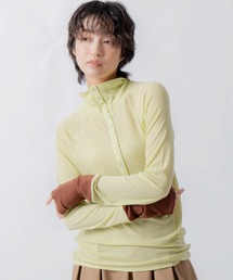 「WHYTO. / ホワイト」front button turtleneck
