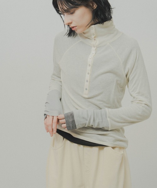 WHYTO.(ホワイト)の「「WHYTO. / ホワイト」front button turtleneck(Tシャツ/カットソー・レディース・ライム/レッド/オフホワイト/ブラック・36/38)」の22枚目の写真