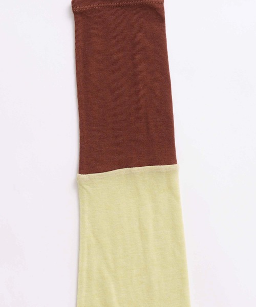 WHYTO.(ホワイト)の「「WHYTO. / ホワイト」front button turtleneck(Tシャツ/カットソー・レディース・ライム/レッド/オフホワイト/ブラック・36/38)」の18枚目の写真