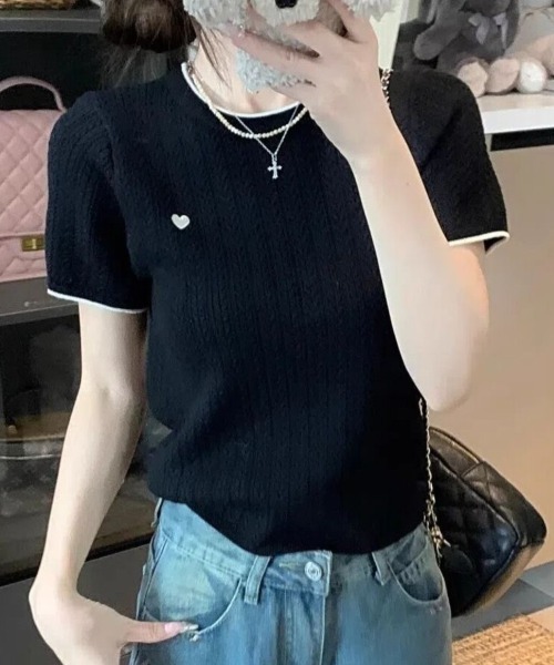 Beststore(ベストストア)の「ハート刺繍 配色サマーニットトップス 半袖 ケーブル編み クルーネック プルオーバー フレンチガーリー(Tシャツ/カットソー・レディース・ブラック/グレー/アイボリー/ブルー・FREE)」の3枚目の写真