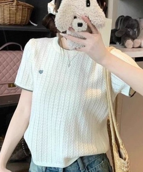 Beststore(ベストストア)の「ハート刺繍 配色サマーニットトップス 半袖 ケーブル編み クルーネック プルオーバー フレンチガーリー(Tシャツ/カットソー・レディース・ブラック/グレー/アイボリー/ブルー・FREE)」の7枚目の写真