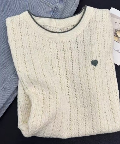 Beststore(ベストストア)の「ハート刺繍 配色サマーニットトップス 半袖 ケーブル編み クルーネック プルオーバー フレンチガーリー(Tシャツ/カットソー・レディース・ブラック/グレー/アイボリー/ブルー・FREE)」の18枚目の写真