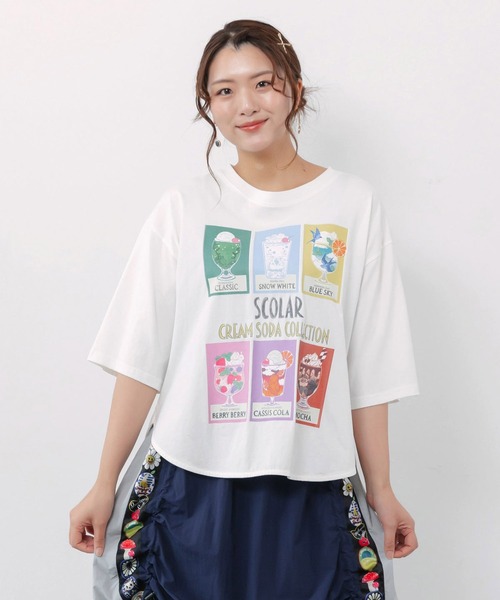 ScoLar(スカラー)の「ScoLar(スカラー) スカラークリームソーダコレクション柄Tシャツ(Tシャツ/カットソー・レディース・オフホワイト/ブラック・MEDIUM)」の5枚目の写真