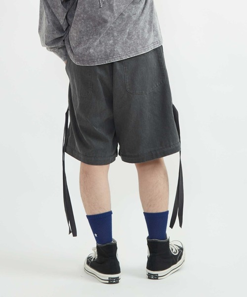 CONVERSE TOKYO(コンバーストウキョウ)の「2WAY DETACHABLE DENIM WIDE CARGO PANTS(デニムパンツ・レディース・杢グレー/インディゴブルー/ブラック・SMALL/MEDIUM)」の1枚目の写真