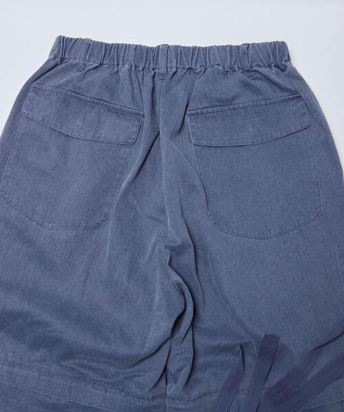 CONVERSE TOKYO(コンバーストウキョウ)の「2WAY DETACHABLE DENIM WIDE CARGO PANTS(デニムパンツ・レディース・杢グレー/インディゴブルー/ブラック・SMALL/MEDIUM)」の22枚目の写真