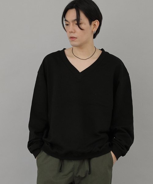 SAINTCREW(セントクルー)の「ボールドVネックスウェットシャツ BVN-801 ブラック(スウェット・レディース・その他・LARGE/MEDIUM)」の2枚目の写真