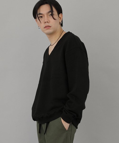 SAINTCREW(セントクルー)の「ボールドVネックスウェットシャツ BVN-801 ブラック(スウェット・レディース・その他・LARGE/MEDIUM)」の3枚目の写真