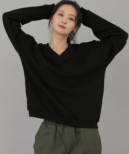 SAINTCREW(セントクルー)の「ボールドVネックスウェットシャツ BVN-801 ブラック(スウェット・レディース・その他・LARGE/MEDIUM)」の4枚目の写真