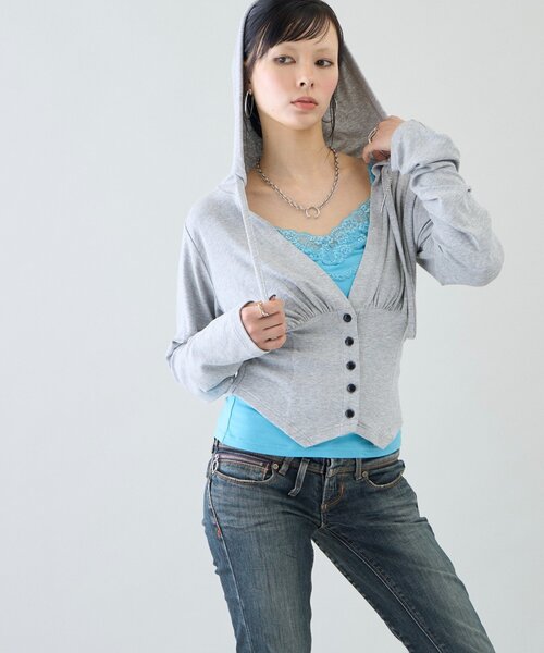 WHO'S WHO gallery（フーズフーギャラリー）の「【26AW LOOK掲載品番】コルセットフーディ（パーカー・レディース・チャコールグレー/ブラウン/グリーン/グレー・FREE）」の8枚目の写真