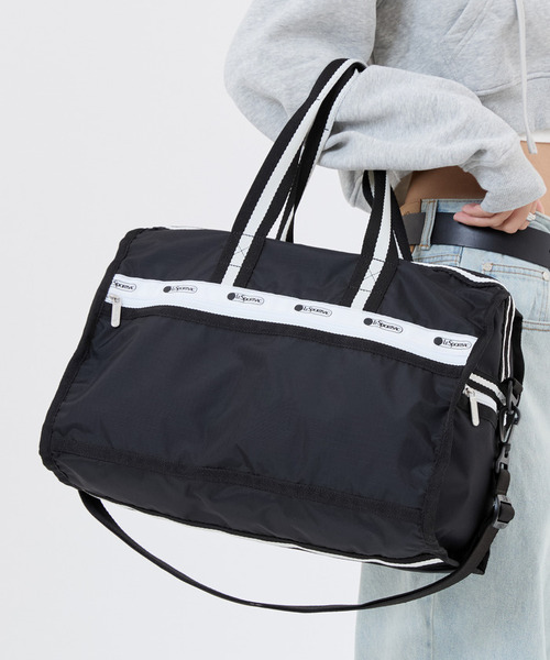 LeSportsac(レスポートサック)の「【LeSportsac×URBAN RESEARCH】DELUXE MED WEEKENDER ブラックスペクテイターUR(ボストンバッグ・レディース・ブラック・FREE)」の2枚目の写真