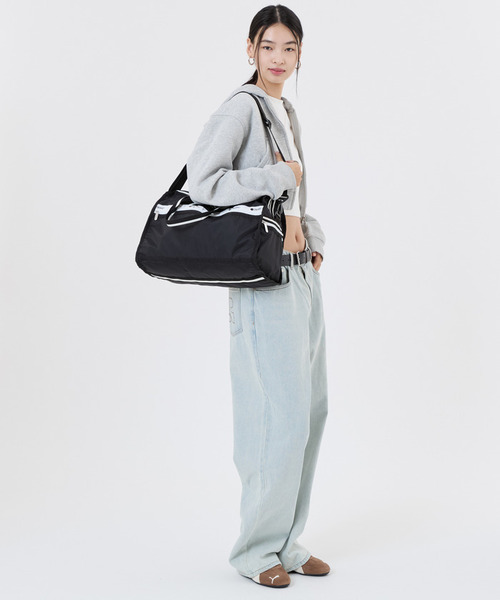 LeSportsac(レスポートサック)の「【LeSportsac×URBAN RESEARCH】DELUXE MED WEEKENDER ブラックスペクテイターUR(ボストンバッグ・レディース・ブラック・FREE)」の3枚目の写真