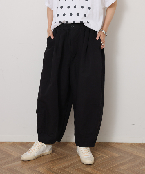JOURNAL STANDARD LUXE（ジャーナルスタンダード　ラックス）の「CLウェザー タックワークパンツ（その他パンツ・レディース・ブラック/アイボリー・FREE）」の6枚目の写真