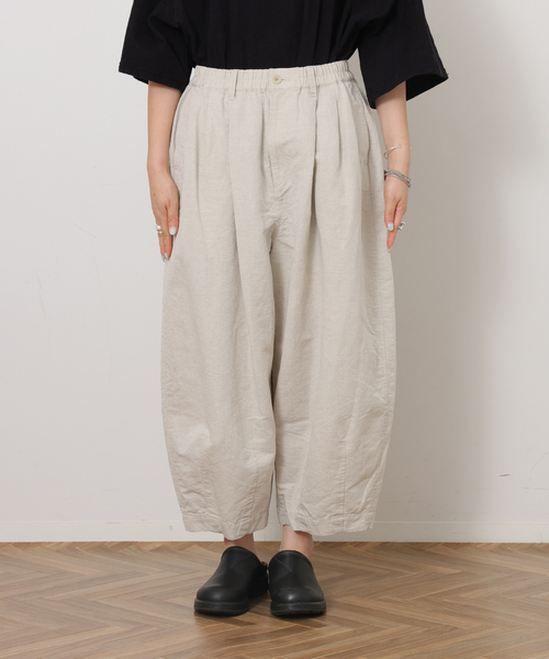 JOURNAL STANDARD LUXE（ジャーナルスタンダード　ラックス）の「CLウェザー タックワークパンツ（その他パンツ・レディース・ブラック/アイボリー・FREE）」の19枚目の写真