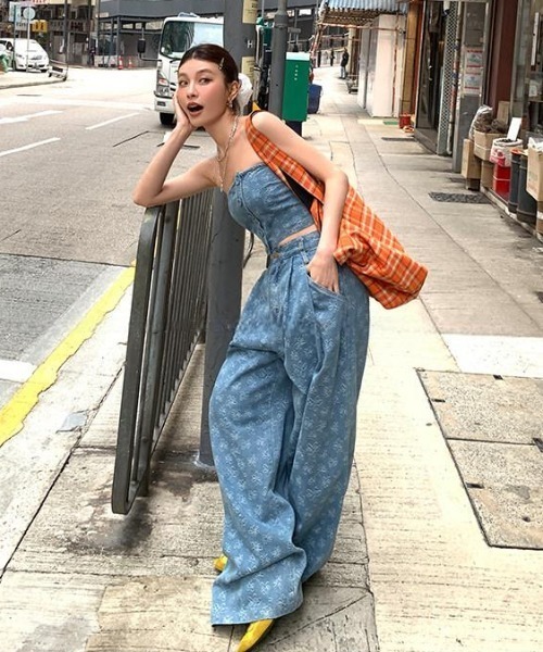 FAVORITO(ファヴォリート)の「ベアトップスワイドパンツセットアップ(セットアップ・レディース・ブルー・L/M/S)」の15枚目の写真