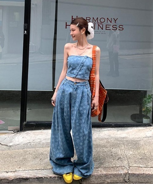 FAVORITO(ファヴォリート)の「ベアトップスワイドパンツセットアップ(セットアップ・レディース・ブルー・L/M/S)」の17枚目の写真
