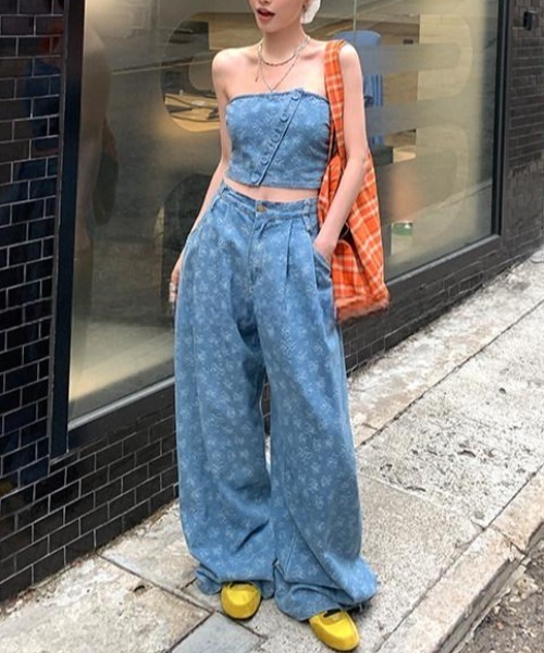 FAVORITO(ファヴォリート)の「ベアトップスワイドパンツセットアップ(セットアップ・レディース・ブルー・L/M/S)」の11枚目の写真