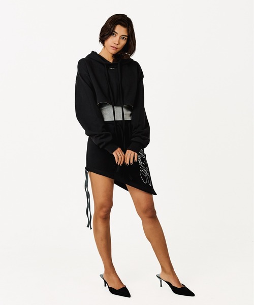 BEEDEN（ビーデン）の「TWIST ZIP LOGO SKIRT（スカート・レディース・ホワイト/ブラック・FREE）」の16枚目の写真