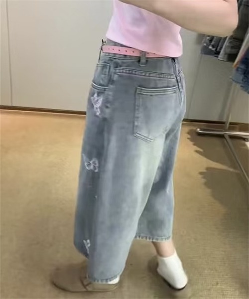 Dream garden(ドリームガーデン)の「蝶刺繍7分丈デニムパンツ(デニムパンツ・レディース・ブルー・S/XL/M/L)」の12枚目の写真