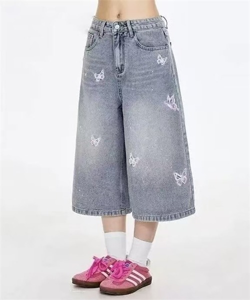 Dream garden(ドリームガーデン)の「蝶刺繍7分丈デニムパンツ(デニムパンツ・レディース・ブルー・S/XL/M/L)」の9枚目の写真