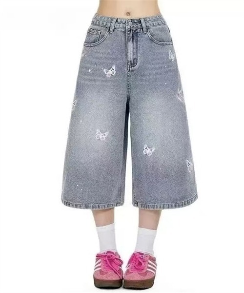 Dream garden(ドリームガーデン)の「蝶刺繍7分丈デニムパンツ(デニムパンツ・レディース・ブルー・S/XL/M/L)」の5枚目の写真