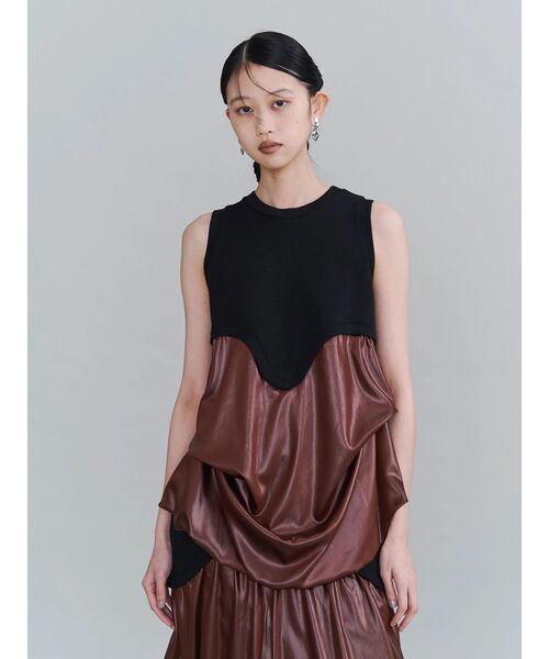 UN3D.(アンスリード)の「GLOSSY TUCK DRAPE TT / グロッシータックドレープタンクトップ(タンクトップ・レディース・その他1/ブラック・38/36)」の9枚目の写真
