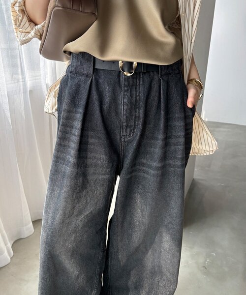 DouDou(ドゥドゥ)の「ベルト付デニムタックパンツ(デニムパンツ・レディース・ブルー/ブラック・38/36)」の12枚目の写真
