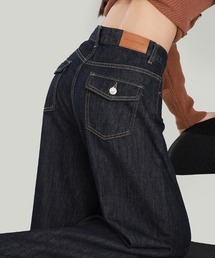 フラップポケット付きルーズワイドデニムパンツ