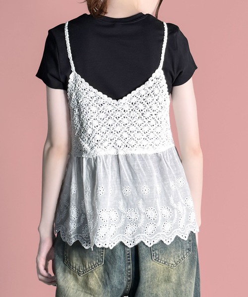 MAISON SELECT(メゾンセレクト)の「7E7 フラワー編みニット切替 レース刺繍キャミソールビスチェ(キャミソール・レディース・ホワイト/ベージュ・FREE)」の4枚目の写真