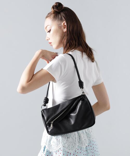 ROYAL FLASH(ロイヤルフラッシュ)の「MAVYTH/メヴィス/GUNYU BAG(ショルダーバッグ・レディース・ホワイト/ブラック・F)」の3枚目の写真