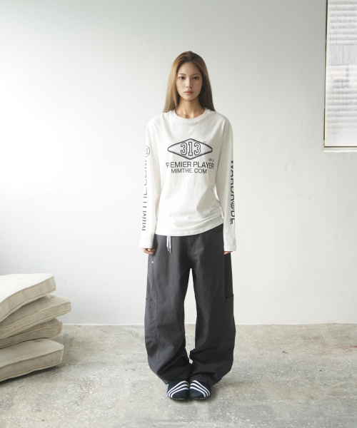 MIM the wardrobe(ミームザワードローブ)の「プレミアロゴロングスリーブ_ホワイト(Tシャツ/カットソー・レディース・その他・SMALL/LARGE)」の4枚目の写真