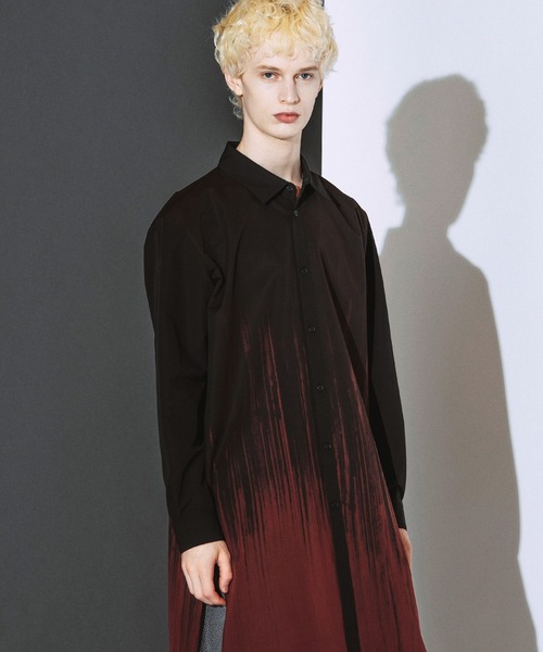 NO ID.(ノーアイディ)の「【NO ID.】Gradation Print Long Shirt / グラデーション プリント ロング シャツ(シャツ/ブラウス・メンズ・ワイン/ブラック・ONE)」の5枚目の写真